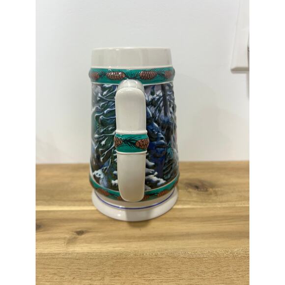 1993 Anheuser-Busch Budweiser Holiday Stein titled "Special Delivery" - Picture 3 of 10